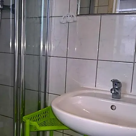 Irys Nocleg ze śniadaniem 3*