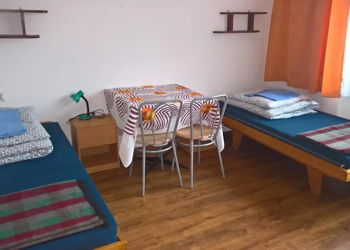 Irys לינה וארוחת בוקר 3*